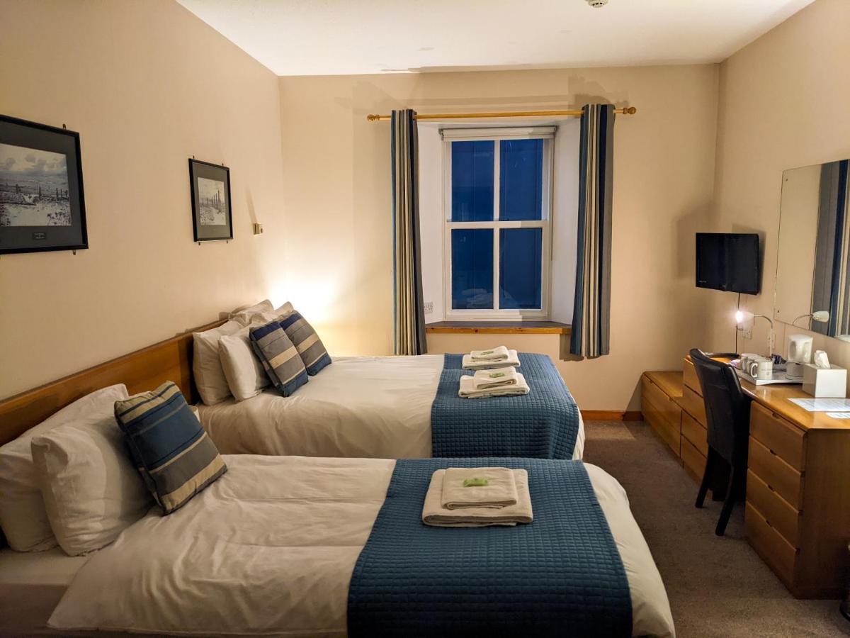 Ferry Inn 斯特罗姆内斯 外观 照片